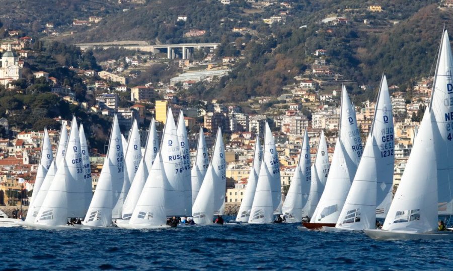 INTERNATIONAL DRAGON CUP - PAUL & SHARK TROPHY